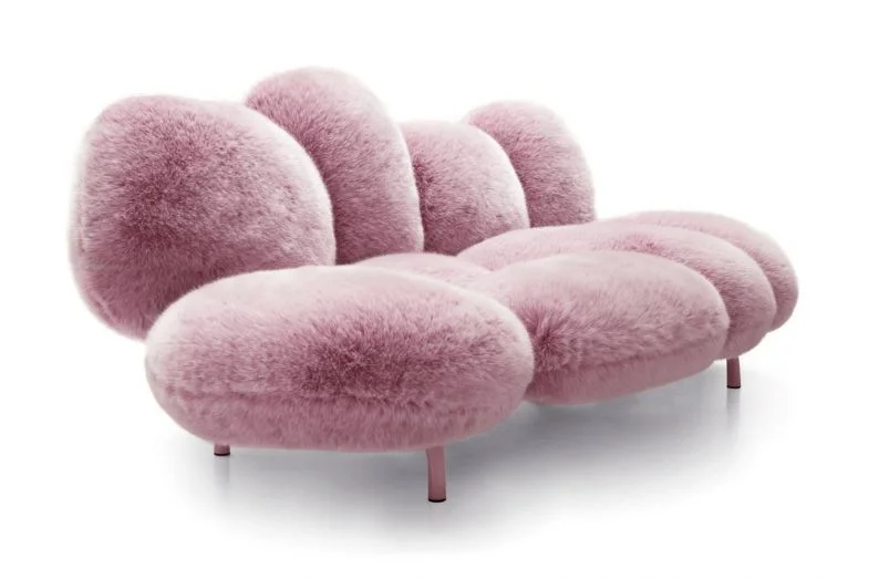 Demi has had a long-life crush on pink fur and the ‘Cipria Sofa’ by Edra has just the right amount of kitsch to make it her perfect match! 