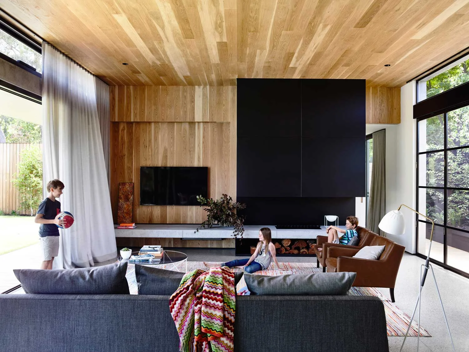 Wolseley Residence in Melbourne’s Brighton by Mckimm