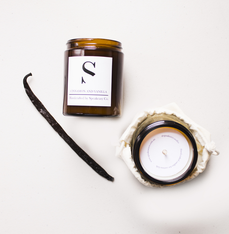 Enjoy your caffeine hit any time of day (or night!) in the form of this aromatic Chai Latte scented honey wax candle. 