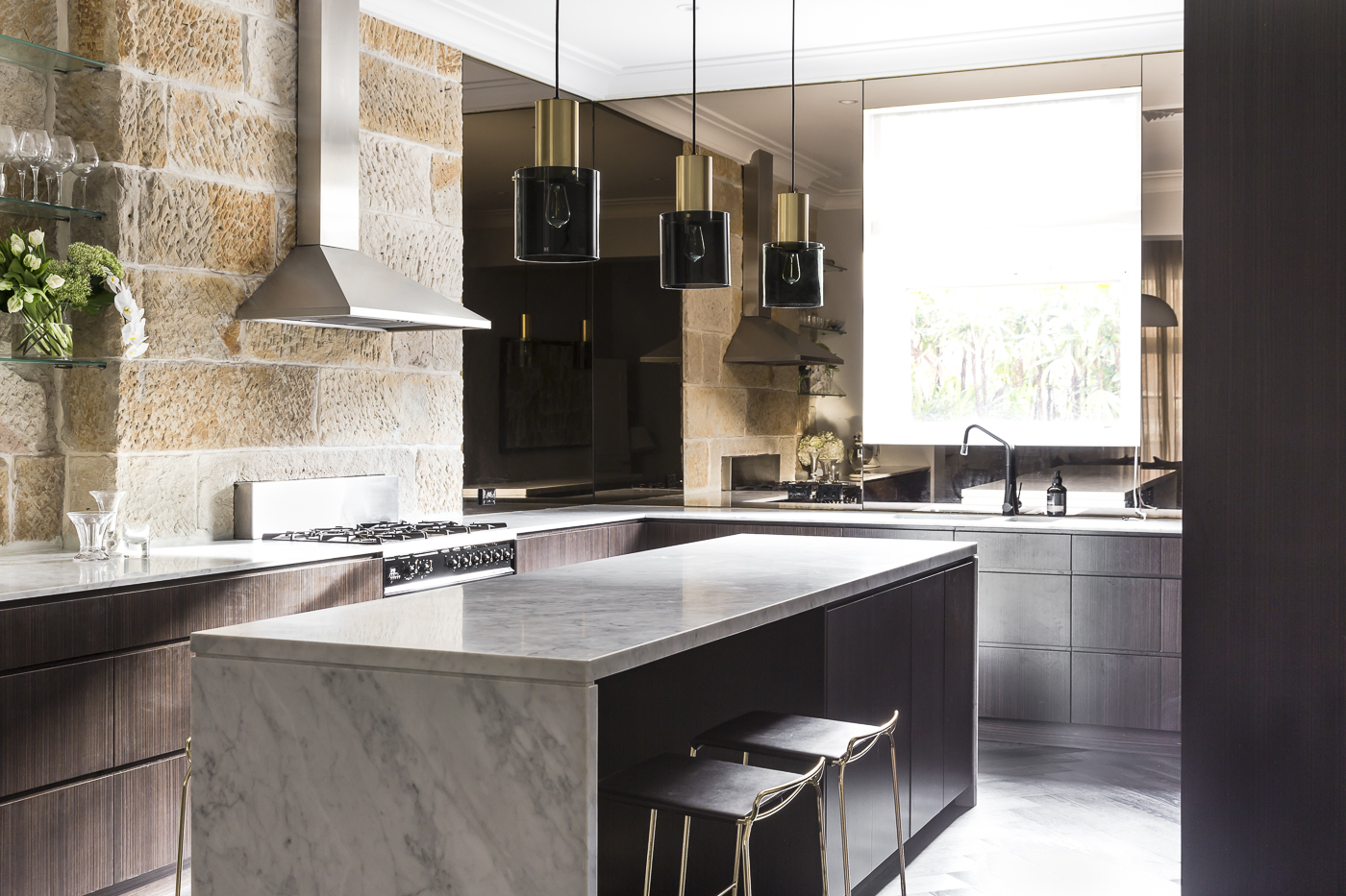 The sandstone, once revealed and celebrated, became a warm feature adding another layer of texture to the home.