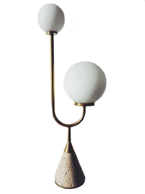 The Arancini simmable lamp from Moda Piera creates ambient light perfect for intimate and homely spaces. Another perfect housewarming gift for Jess this Christmas!