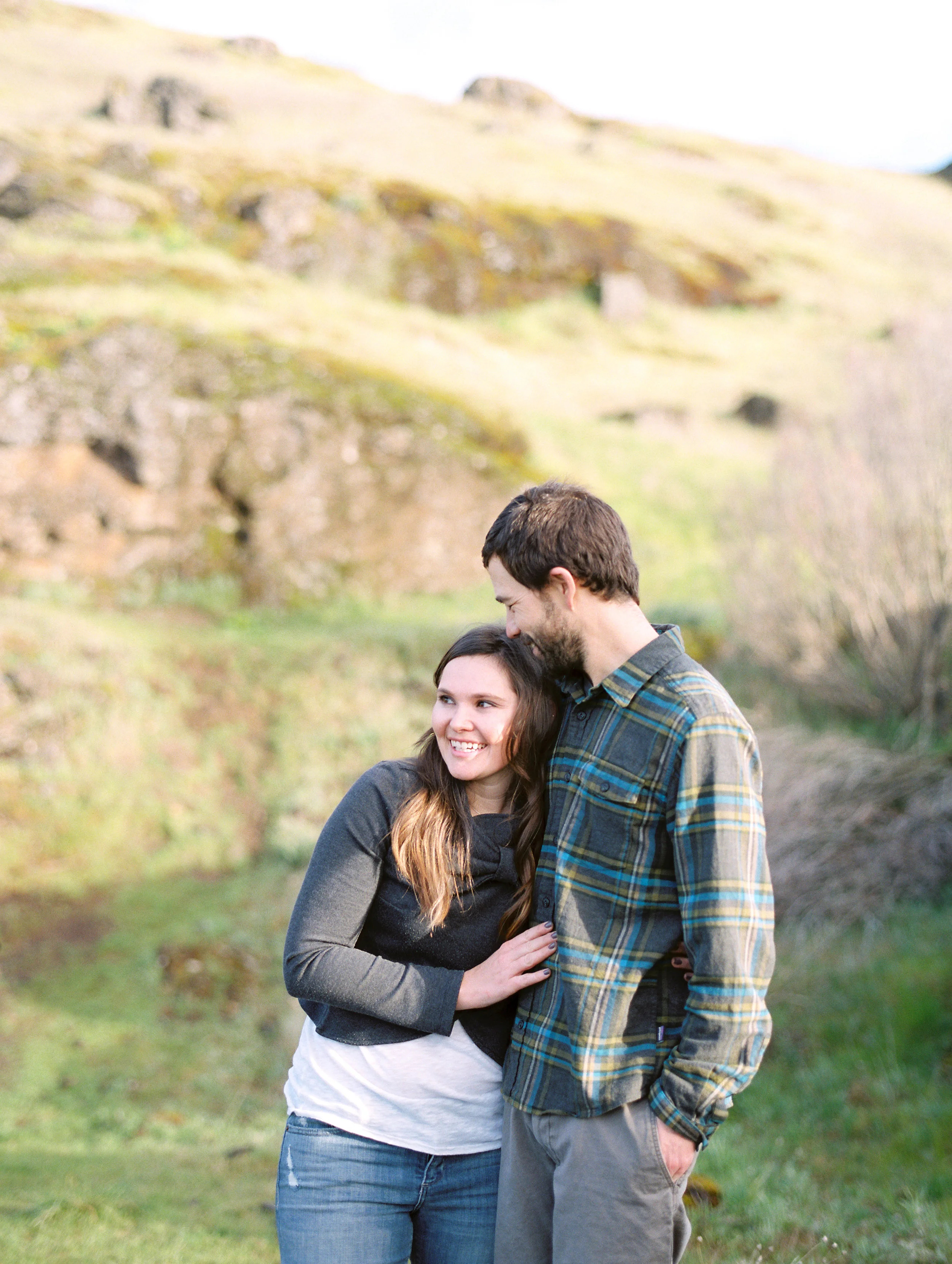 columbia-river-gorge-engagement-photos--7.jpg