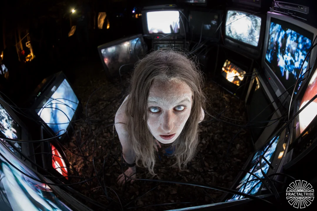  photo by Kyle Rober model: sarah dee 