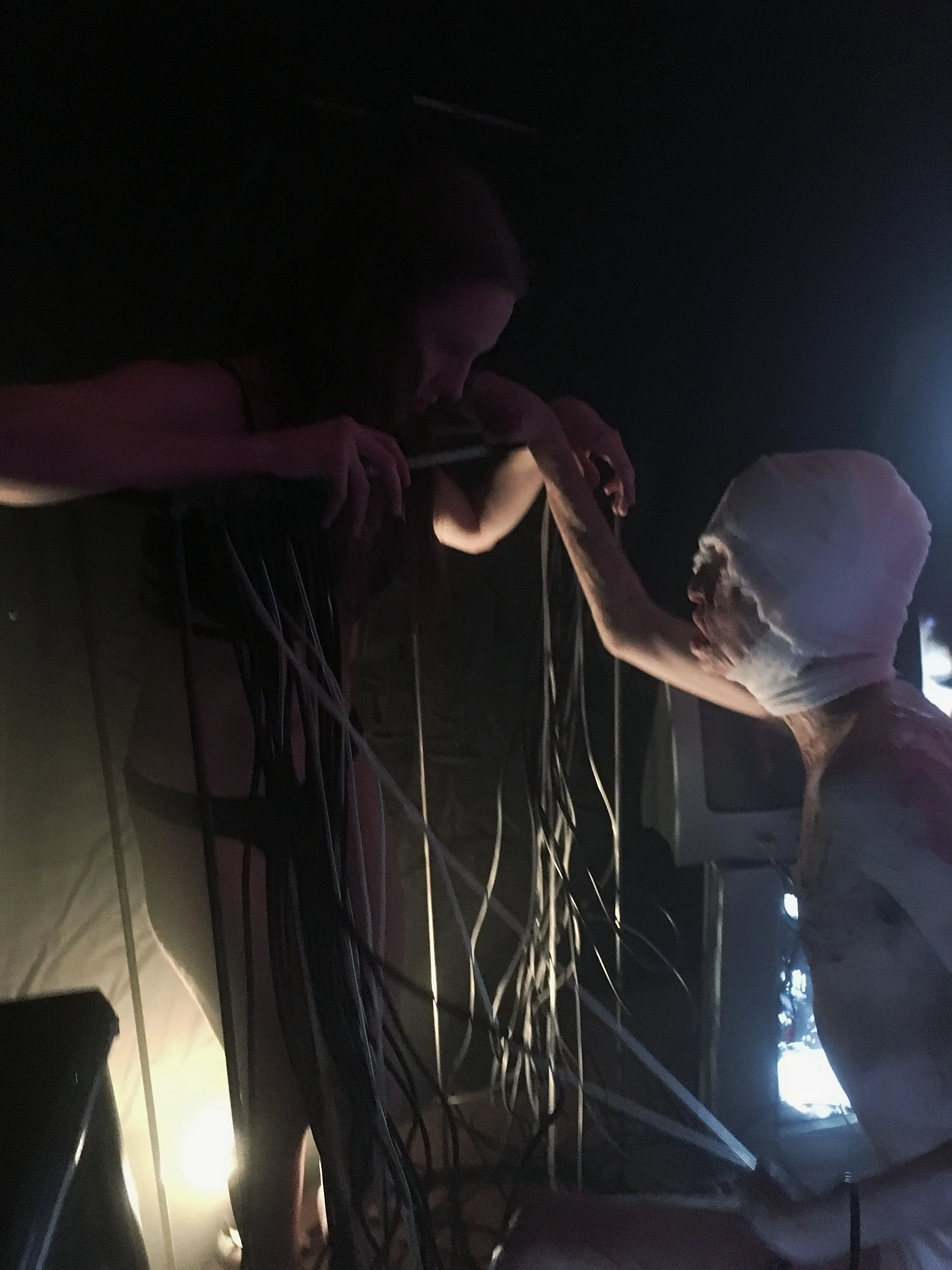  models: sarah dee &amp; gray gold 