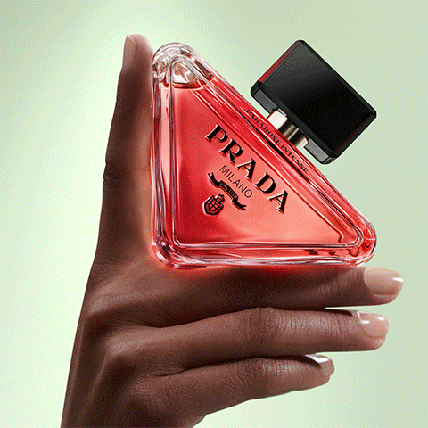 PRADA-PARADOXE-INTENSE-SMS.gif