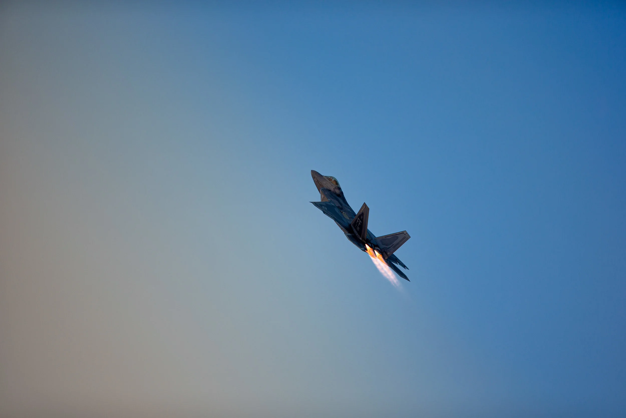 EAA_Oshkosh_Air_Show_2019_2358.jpg