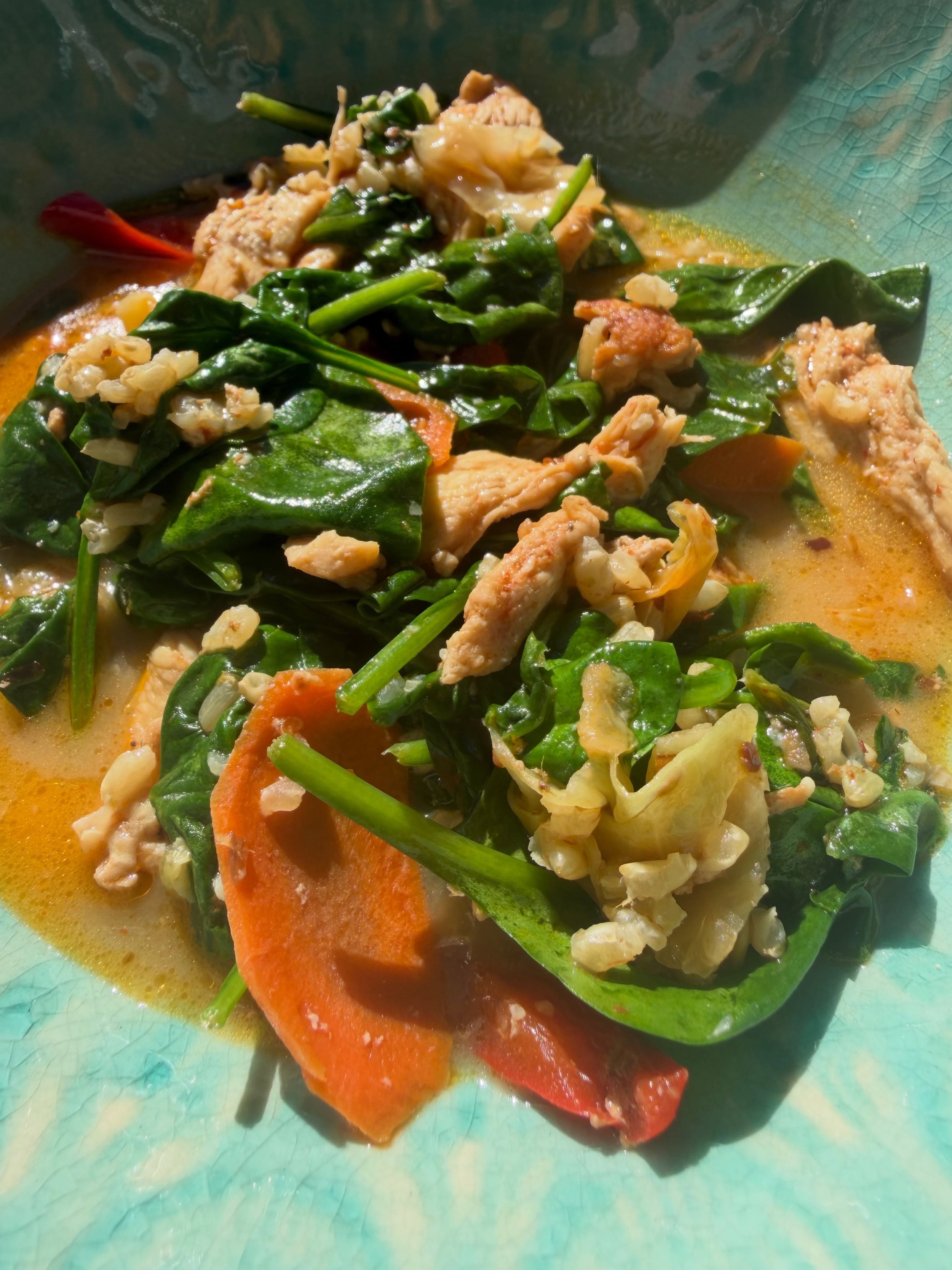 Simple leftover curry with spinach for a nourishing-warming lunch. Beautiful colors and grounding spices for healthy digestion&mdash; lots of ginger in this one. What are craving with the change in seasons? #curry #nourish #nutritionist #healthyeatin
