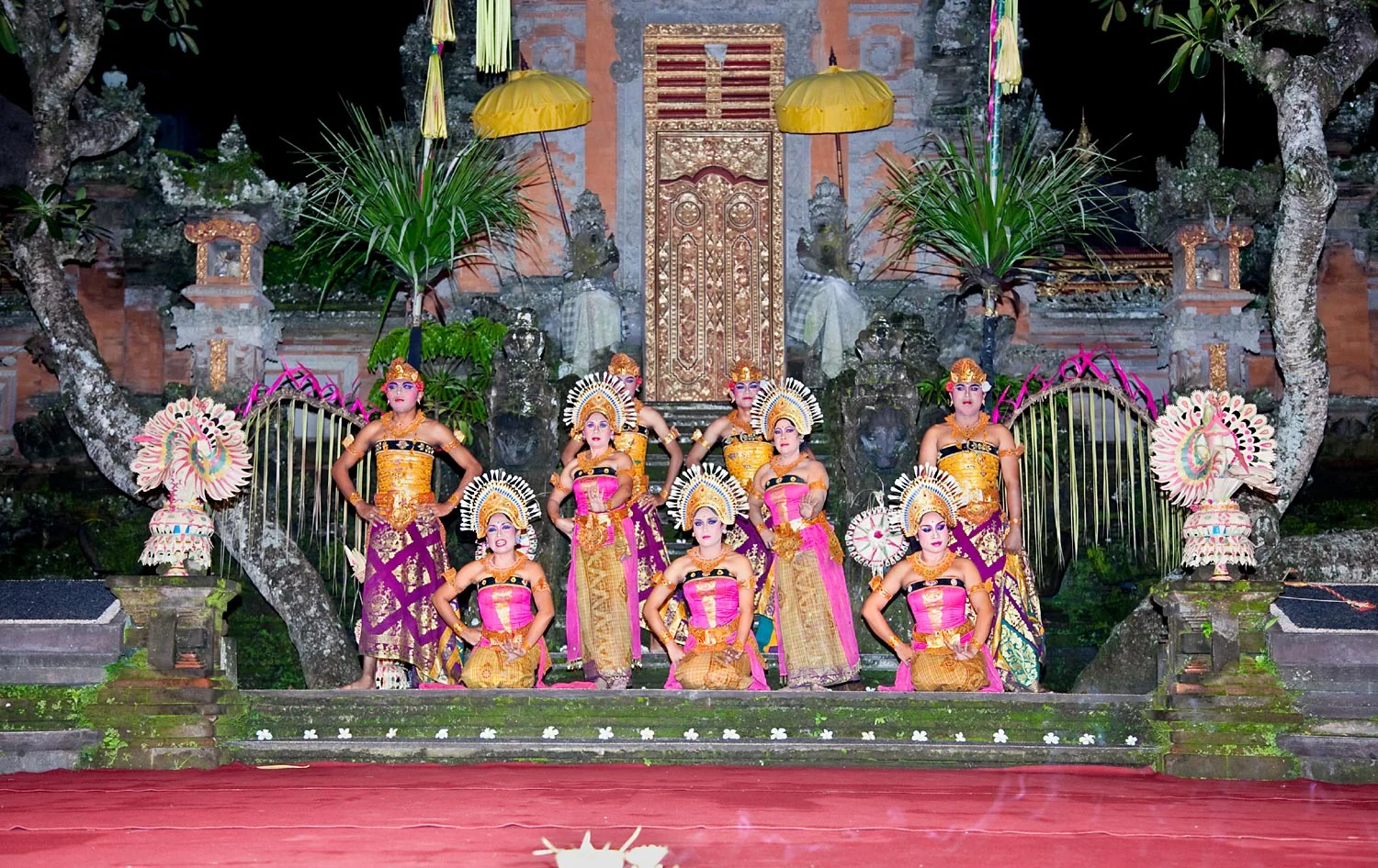 Dance performace at Ubud Royal Palace | Ubud, Bali
