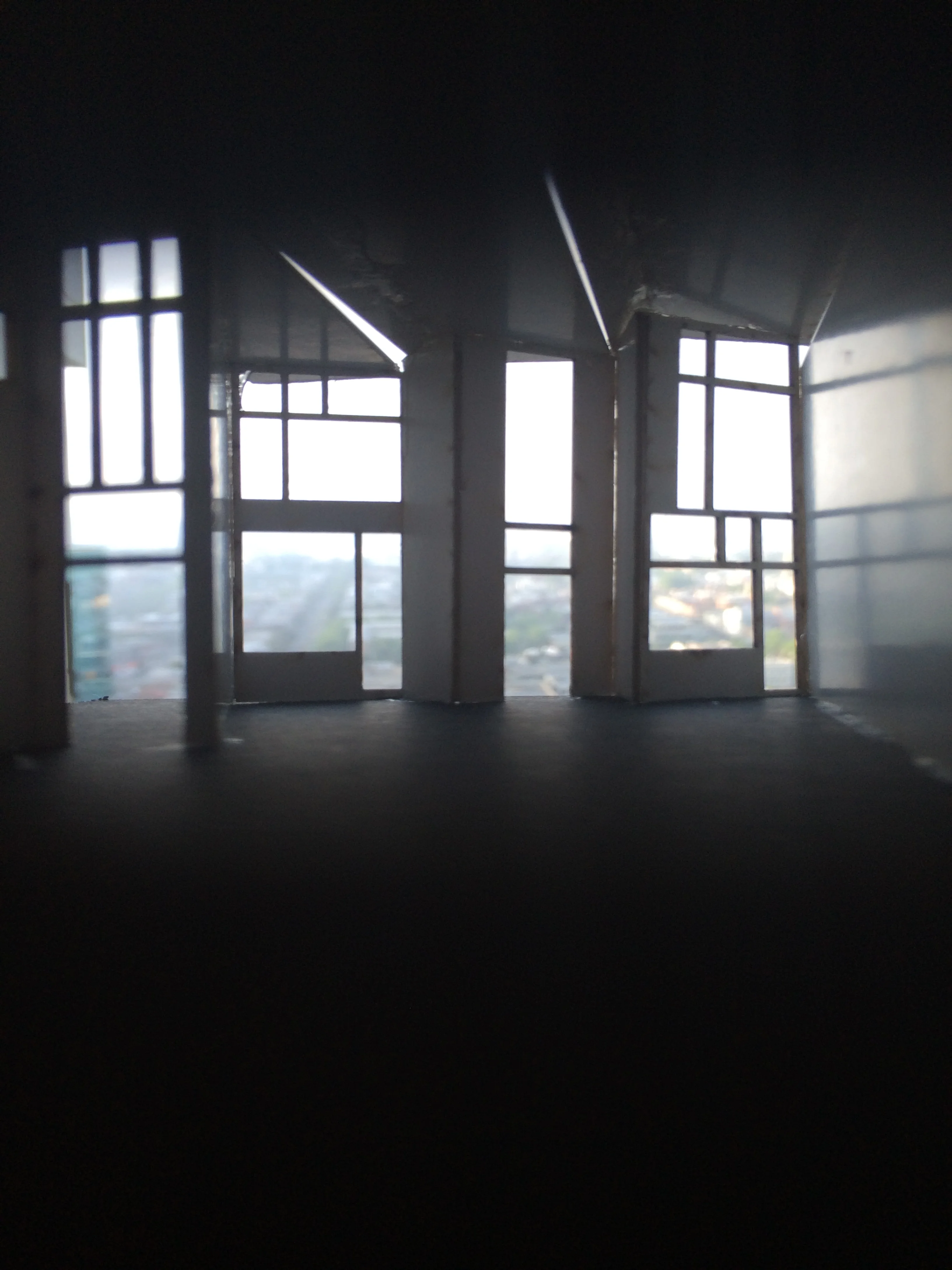 Framing: From street to facade