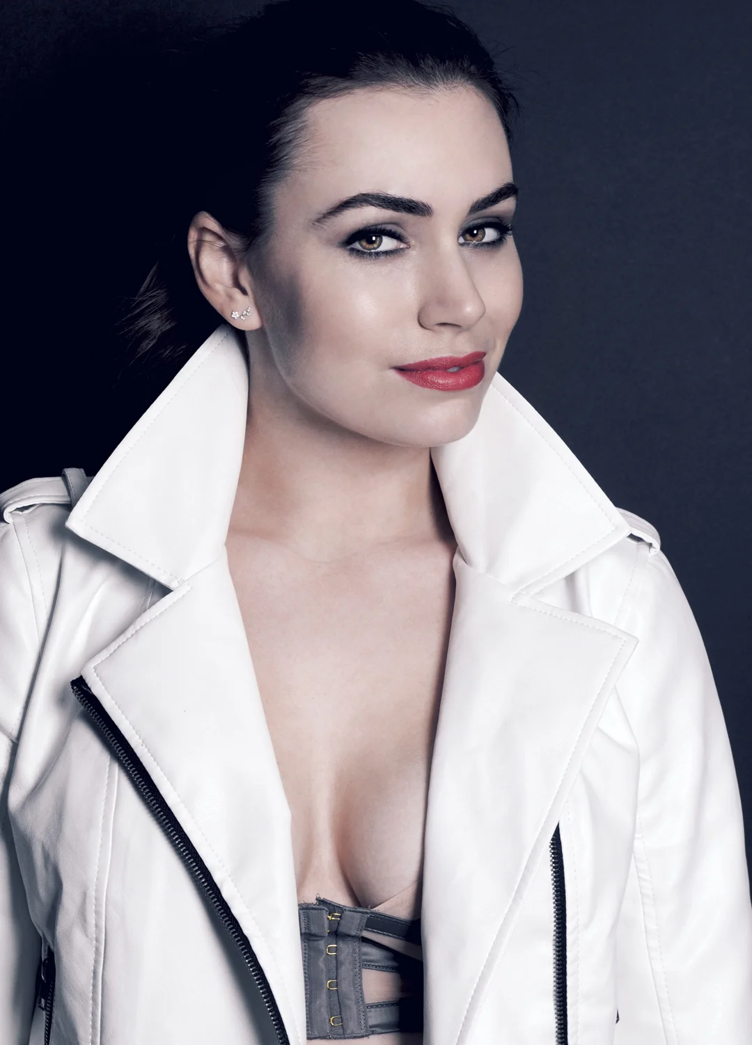  Sophie Tweed Simmons 