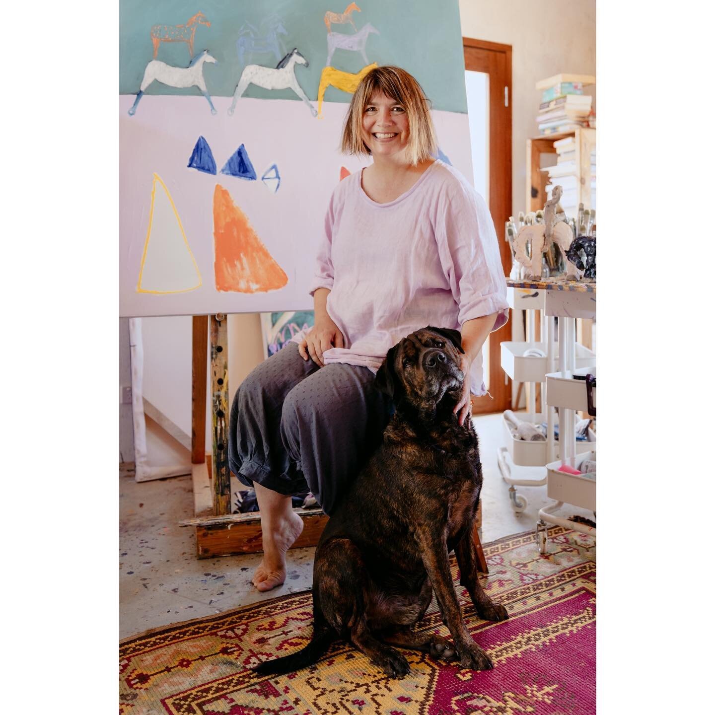 I couldn&rsquo;t have asked for a better shoot to kick off the year capturing the immensely talented and oh so lovely @katedebbo at home in her studio with her gorgeous pooch Seb.

Kate&rsquo;s having an exhibition with @lintonandkay in March and I w
