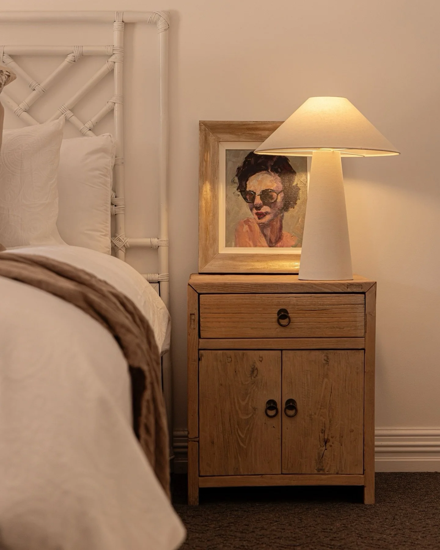 The cosiest bedroom vibes for this Yallingup AirBnB 🤍