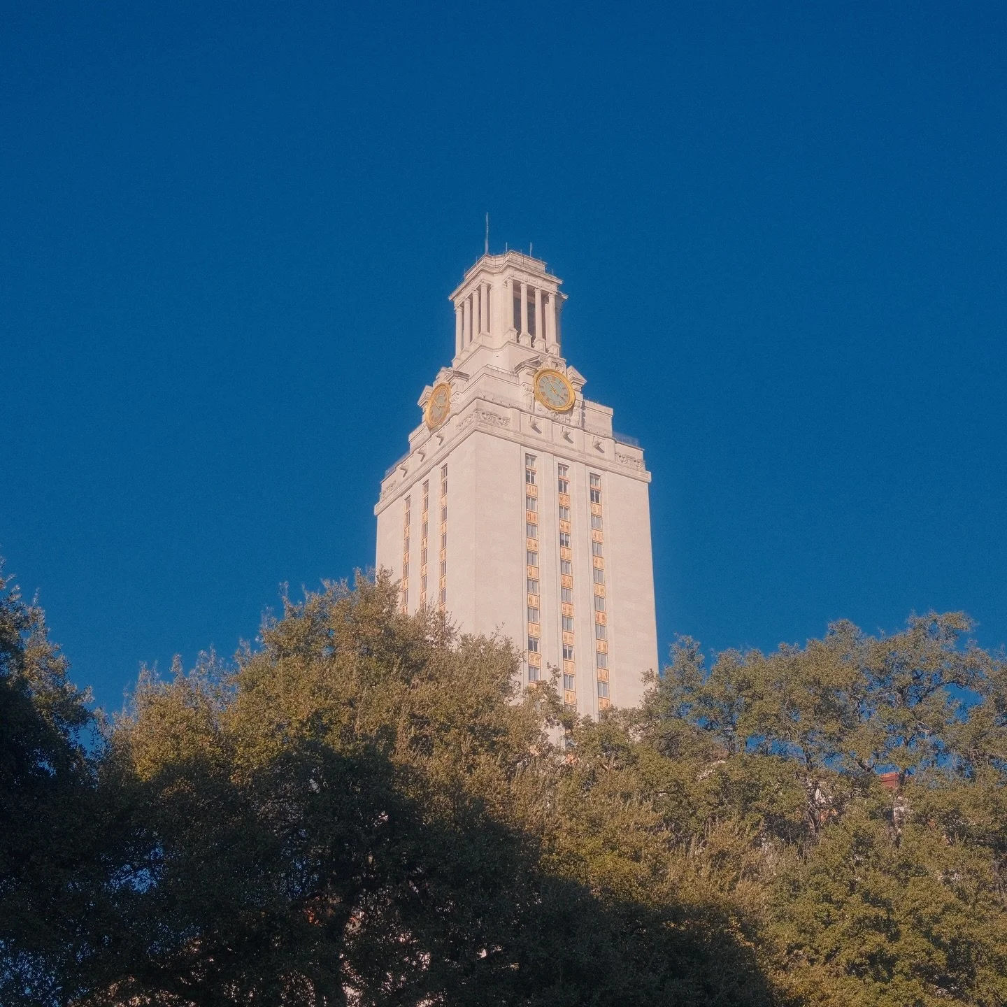 November 

#fujifilmx100v