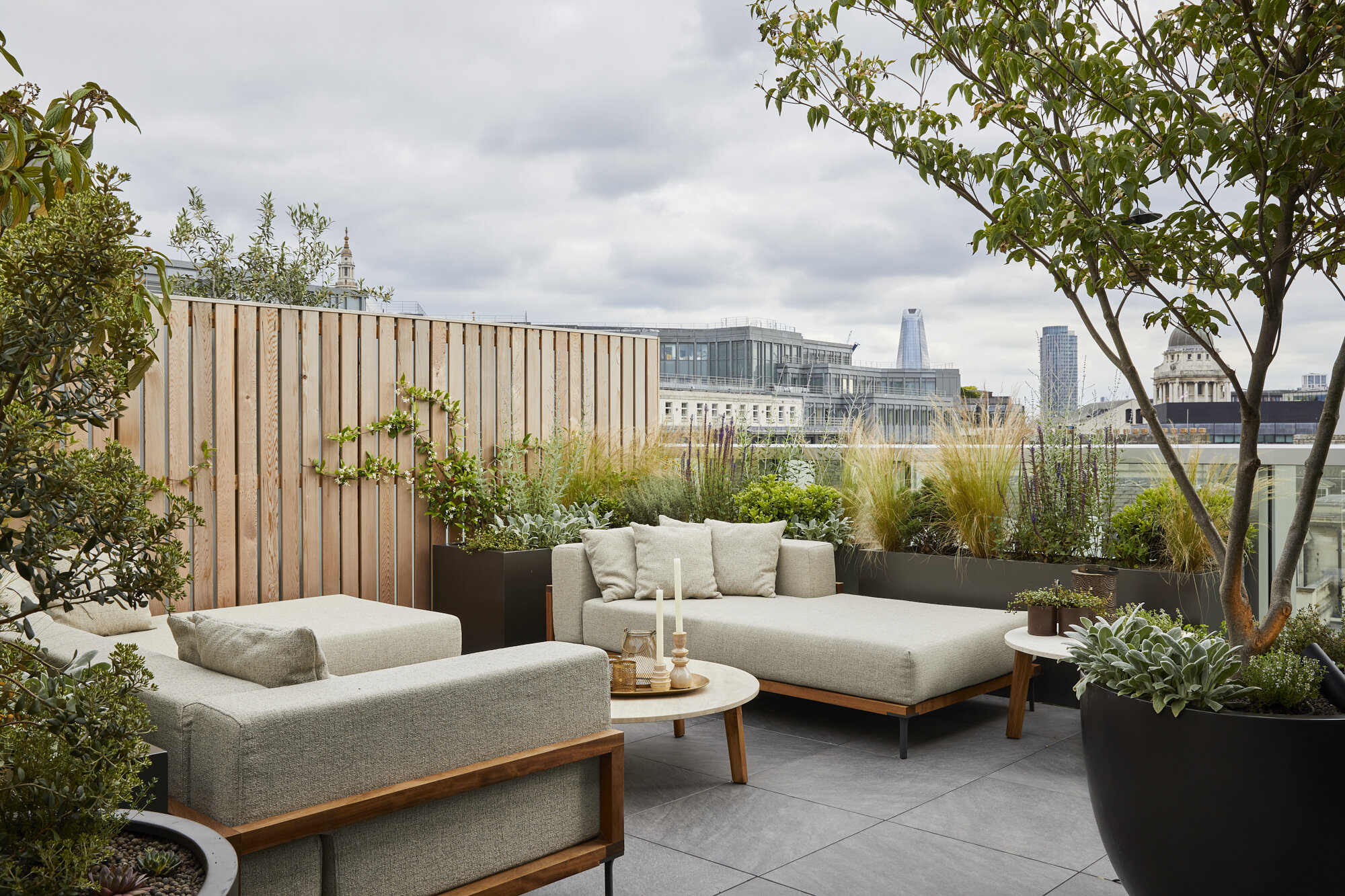 Roof terrace — Barbara Samitier Landscape and Garden Design