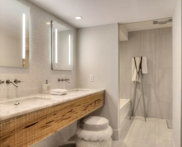 Bath1.jpg