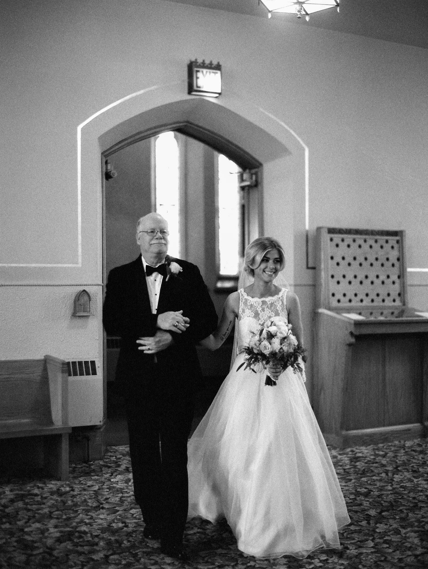 Grand Rapids, Michigan Wedding Ceremony Photos
