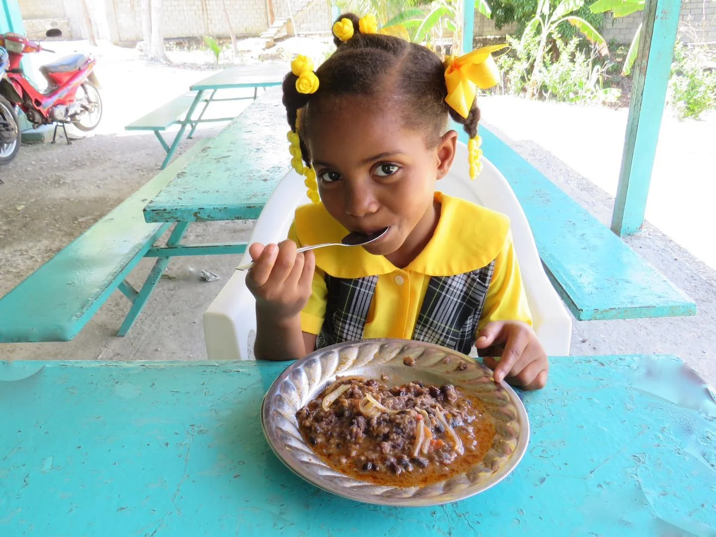 At One 17 International, we provide meals to our students multiple times throughout the school day (and even on weekends!), because we know how crucial nourishment is for a child&rsquo;s growth and ability to learn.

We are so grateful to be able to 