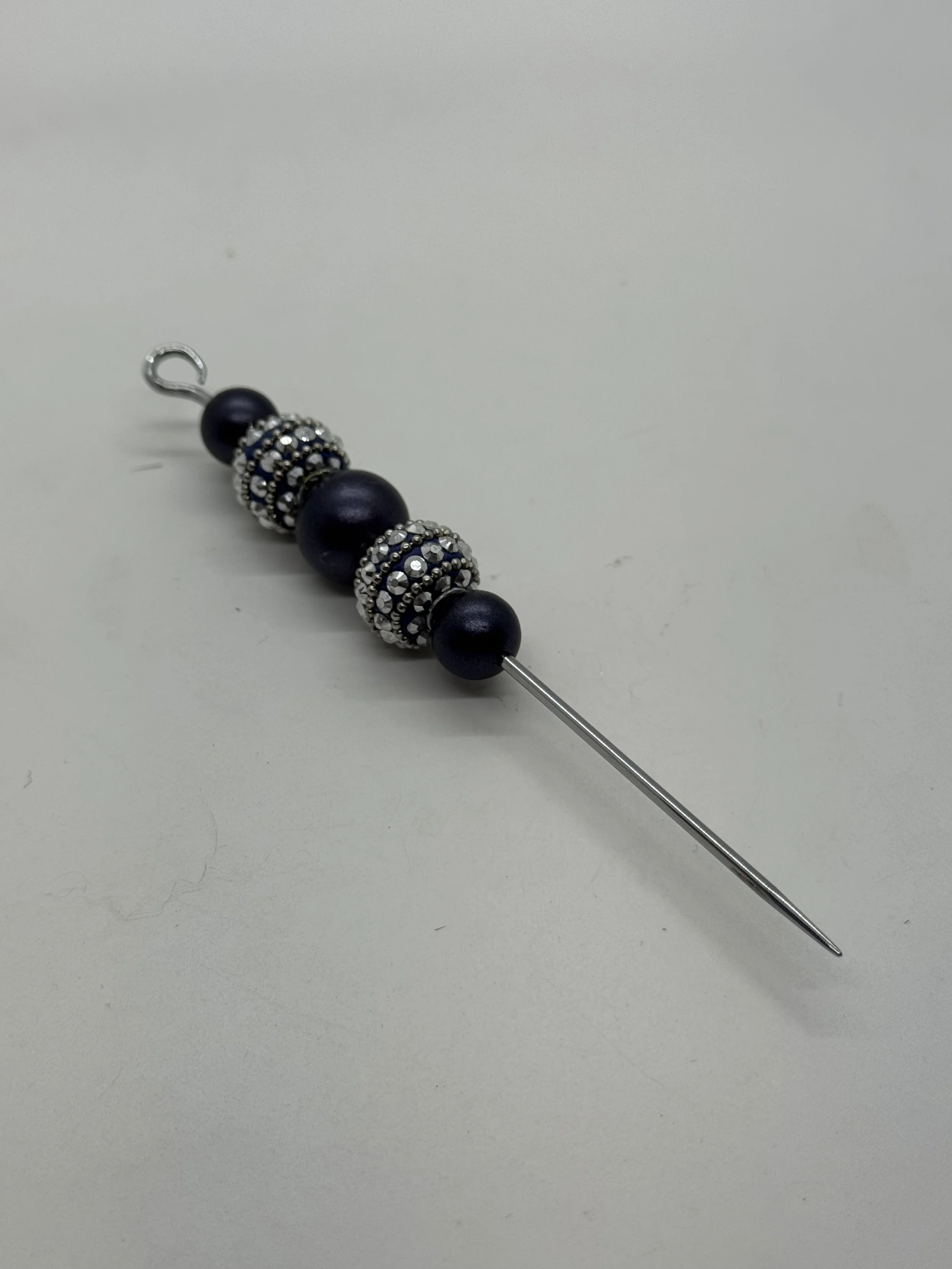 BLACK SPARKLE - LAYING TOOL.jpg