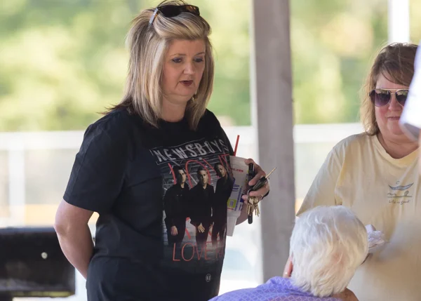 130-'17 FBC Picnic.jpg
