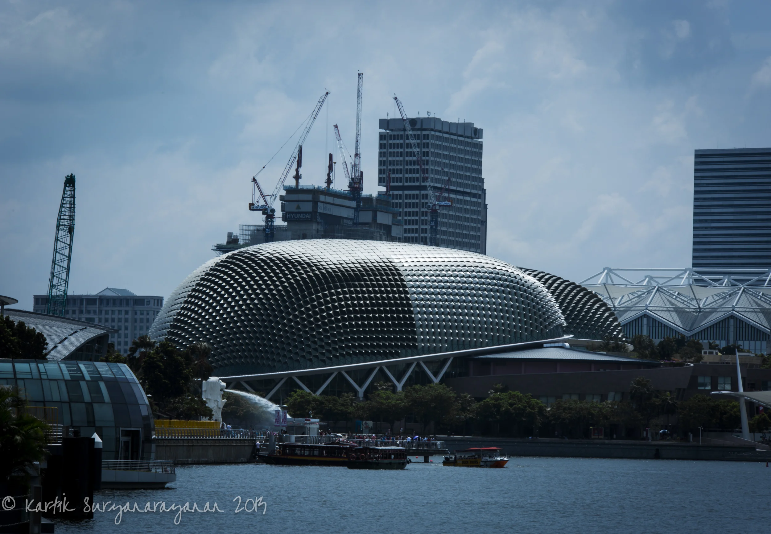 Esplanade - Theatres on the Bay , Singapore