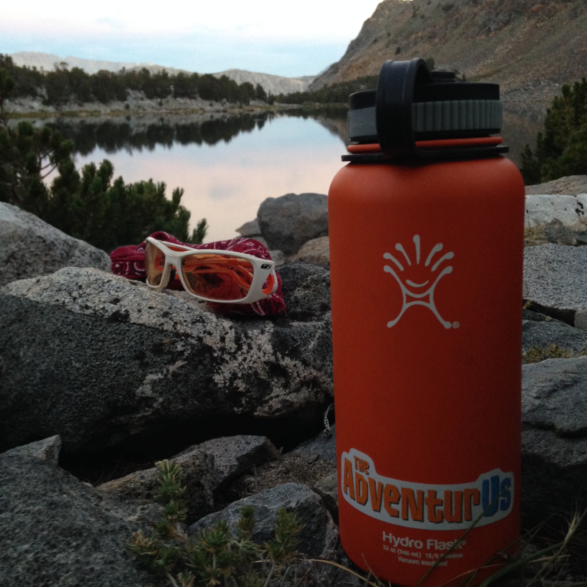 Review: Hydro Flask 32oz Insulated Water Bottle — The AdventurUs