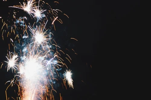 bright-fireworks_4460x4460.jpg