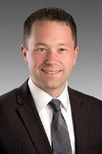 SG headshot.300.jpg