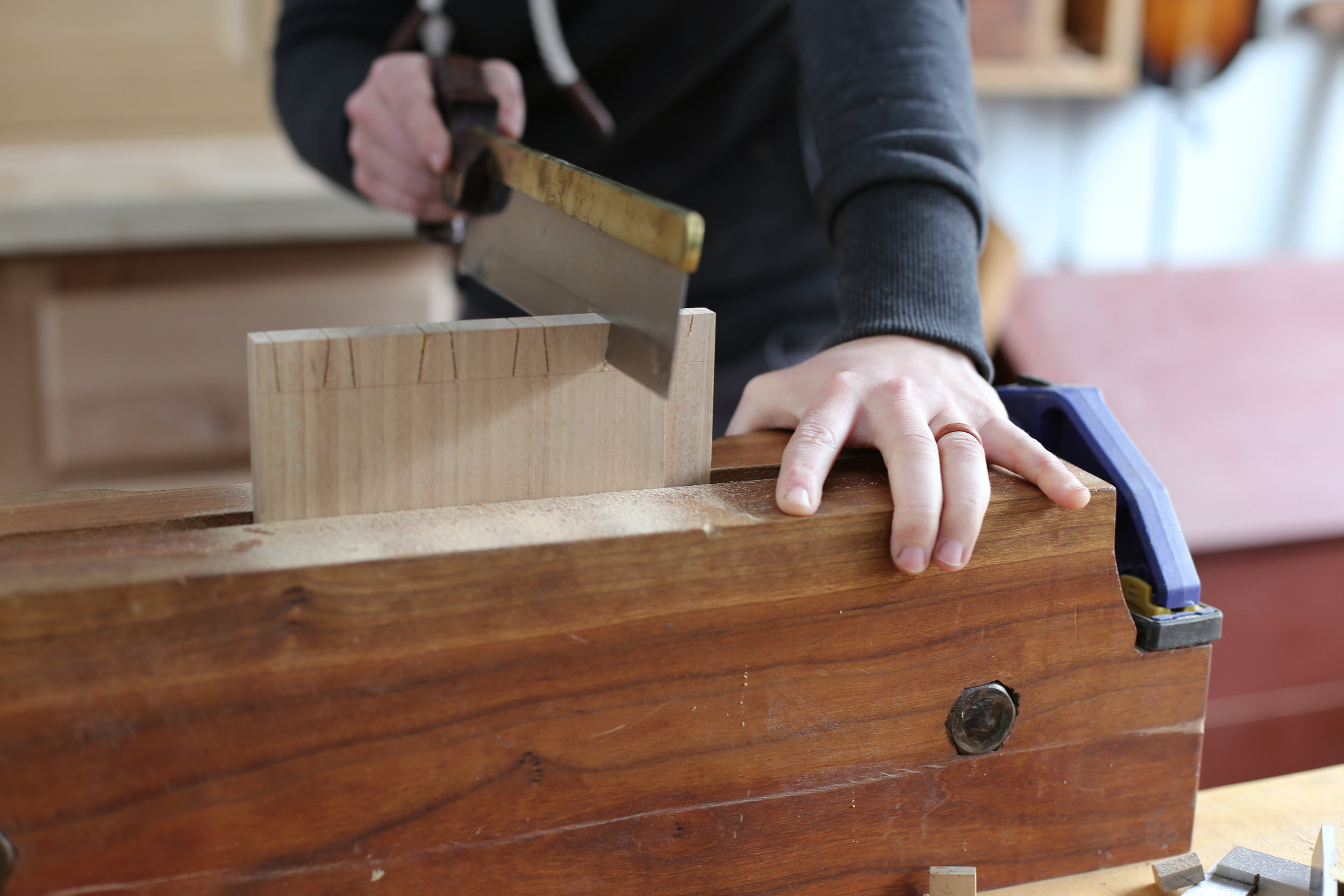 Cut a Dovetail Joint by Hand (Step-by-Step Tutorial) — Anne of All Trades