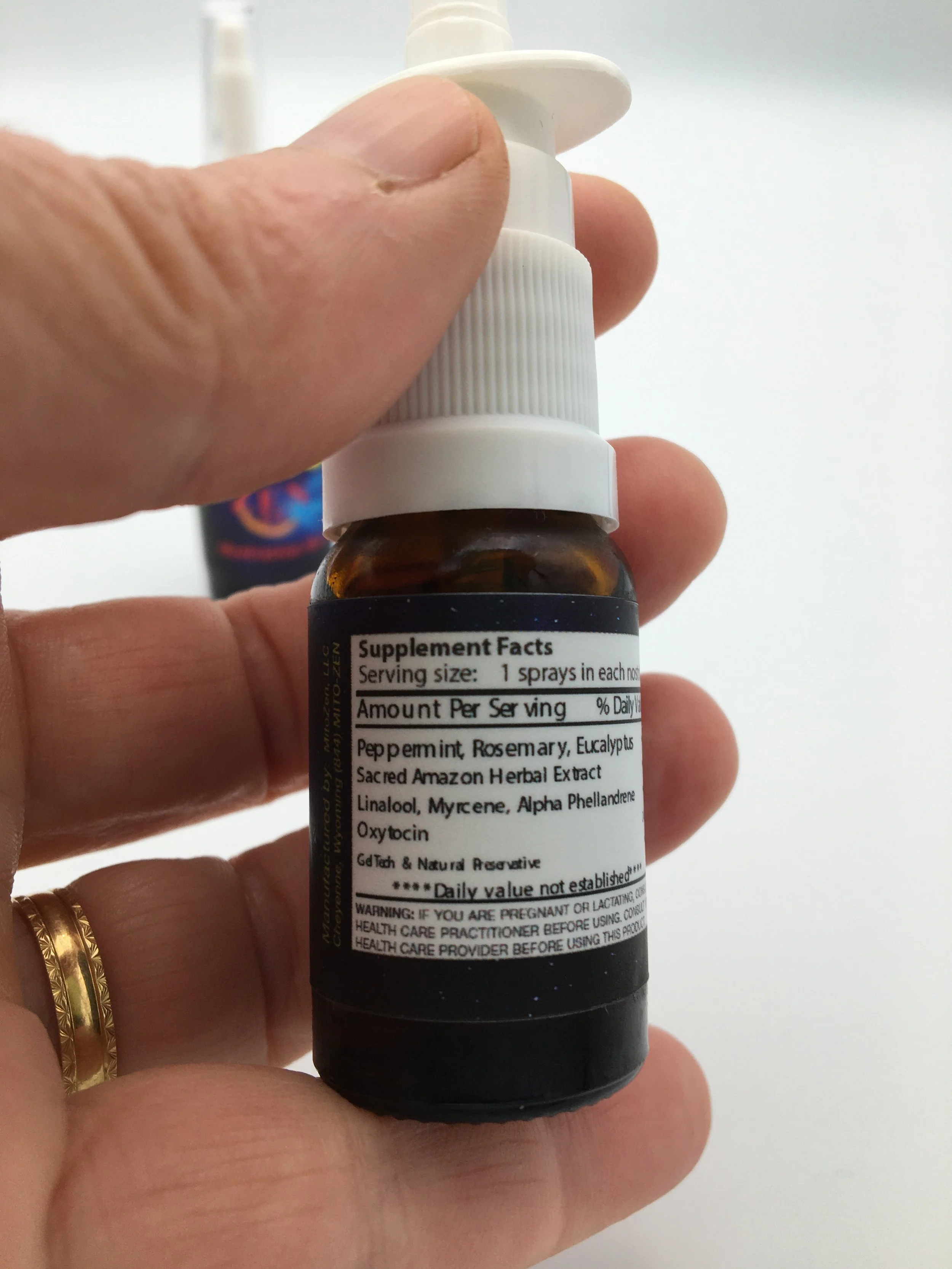 Zen Mist Nasal Spray — Pianta Tinta