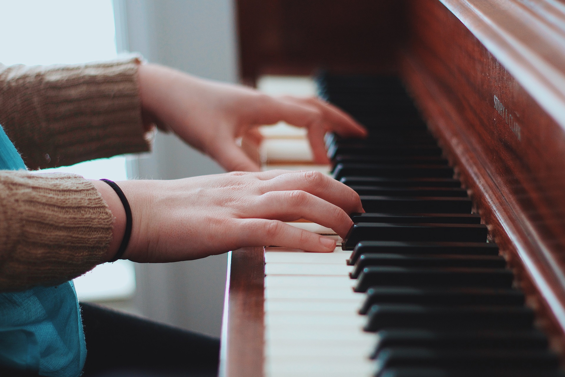 Many young piano students seem to have a chronic disengagement with scales 