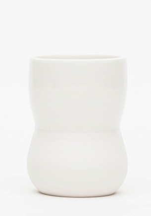 Helen Levi is a photographer and ceramicist based in Brooklyn, New York. She began pottery classes as a child and launched her own brand of ceramics last year, using several kinds of porcelain and clay and focusing on the uniqueness and specialness of each thing that is made by hand.
