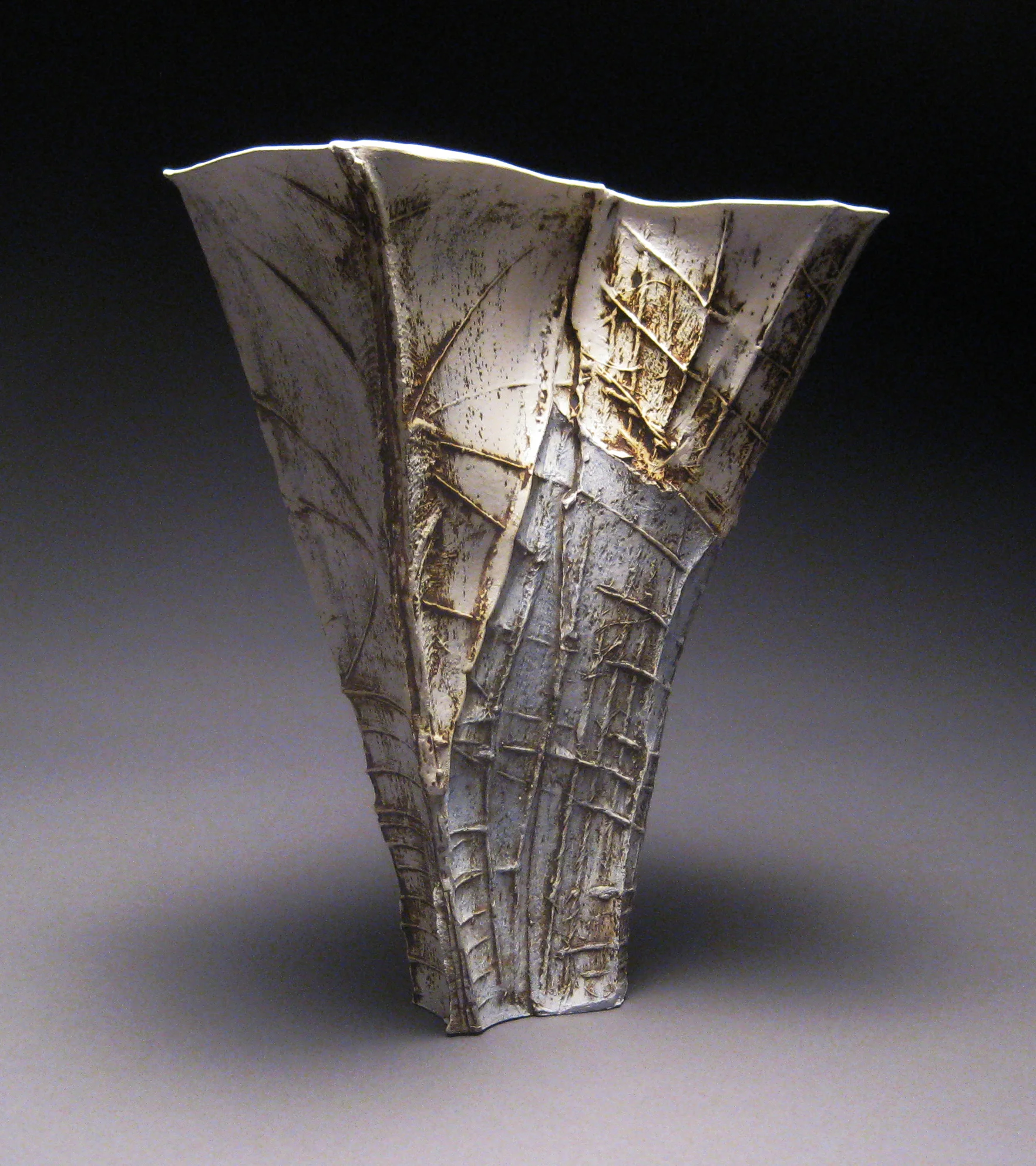 Vessels inTension, blue