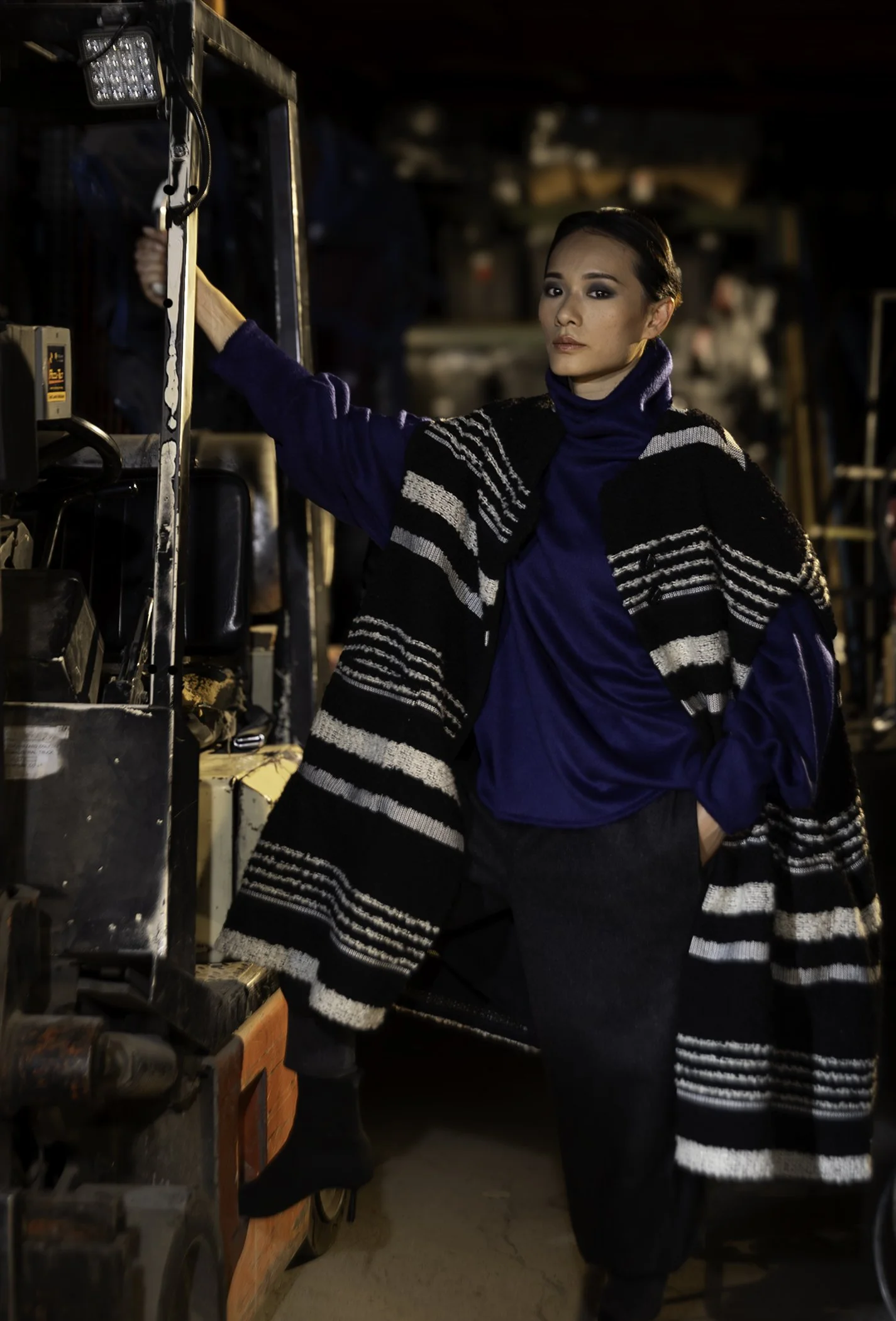 BLACK COAT 1.jpg
