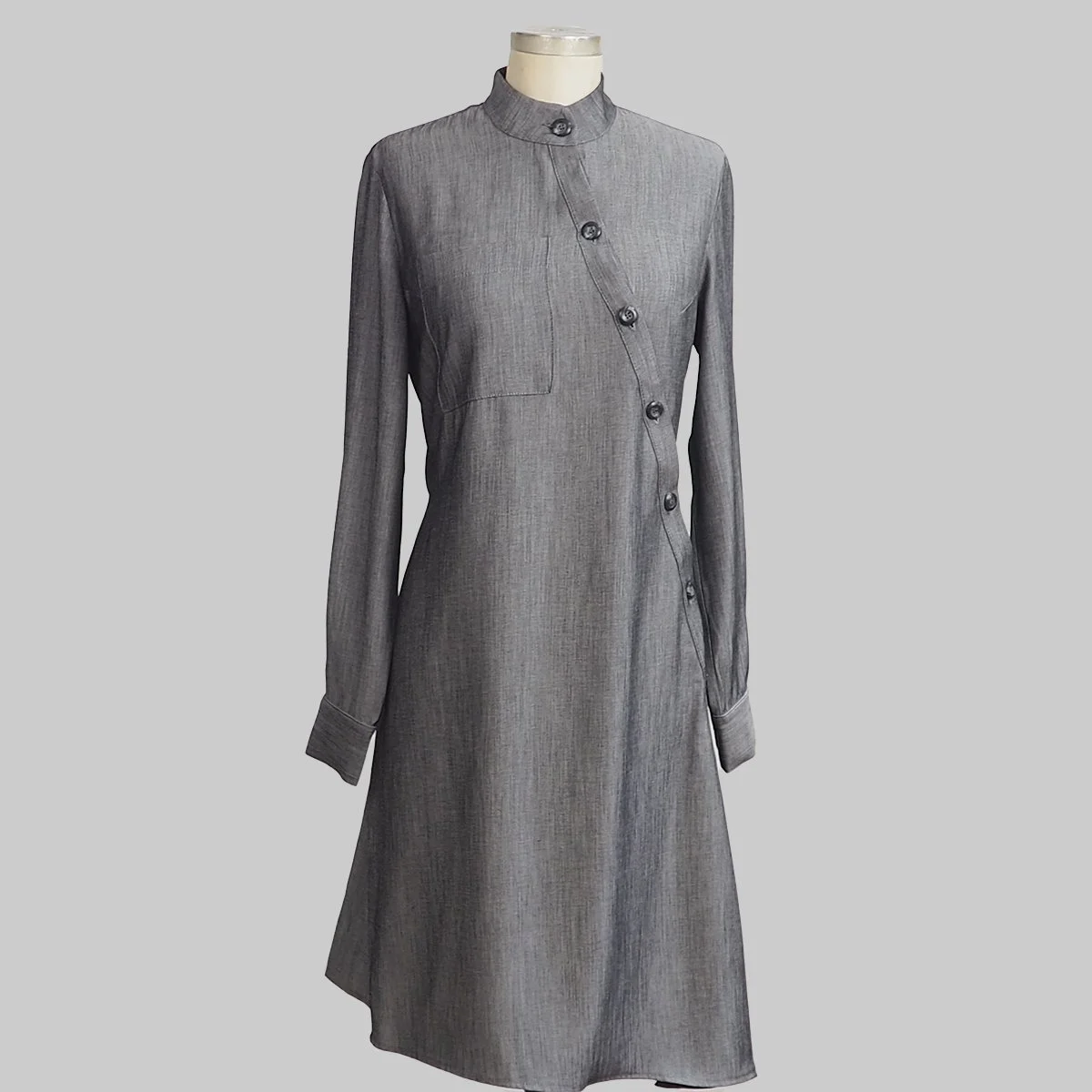 GRAY LINEN FRONT.jpg