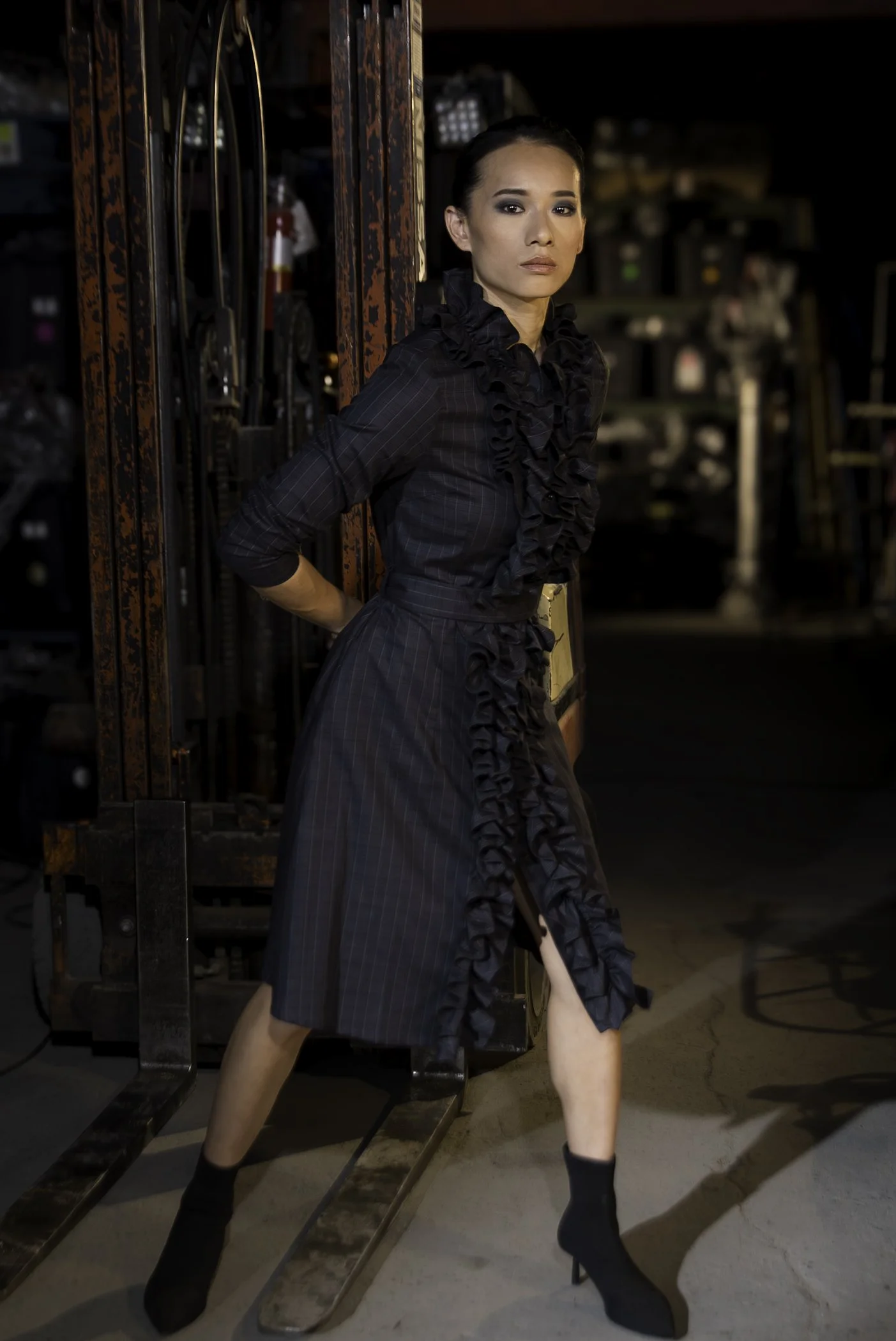 TASH RUFFLE DRESS NAVY PLAID