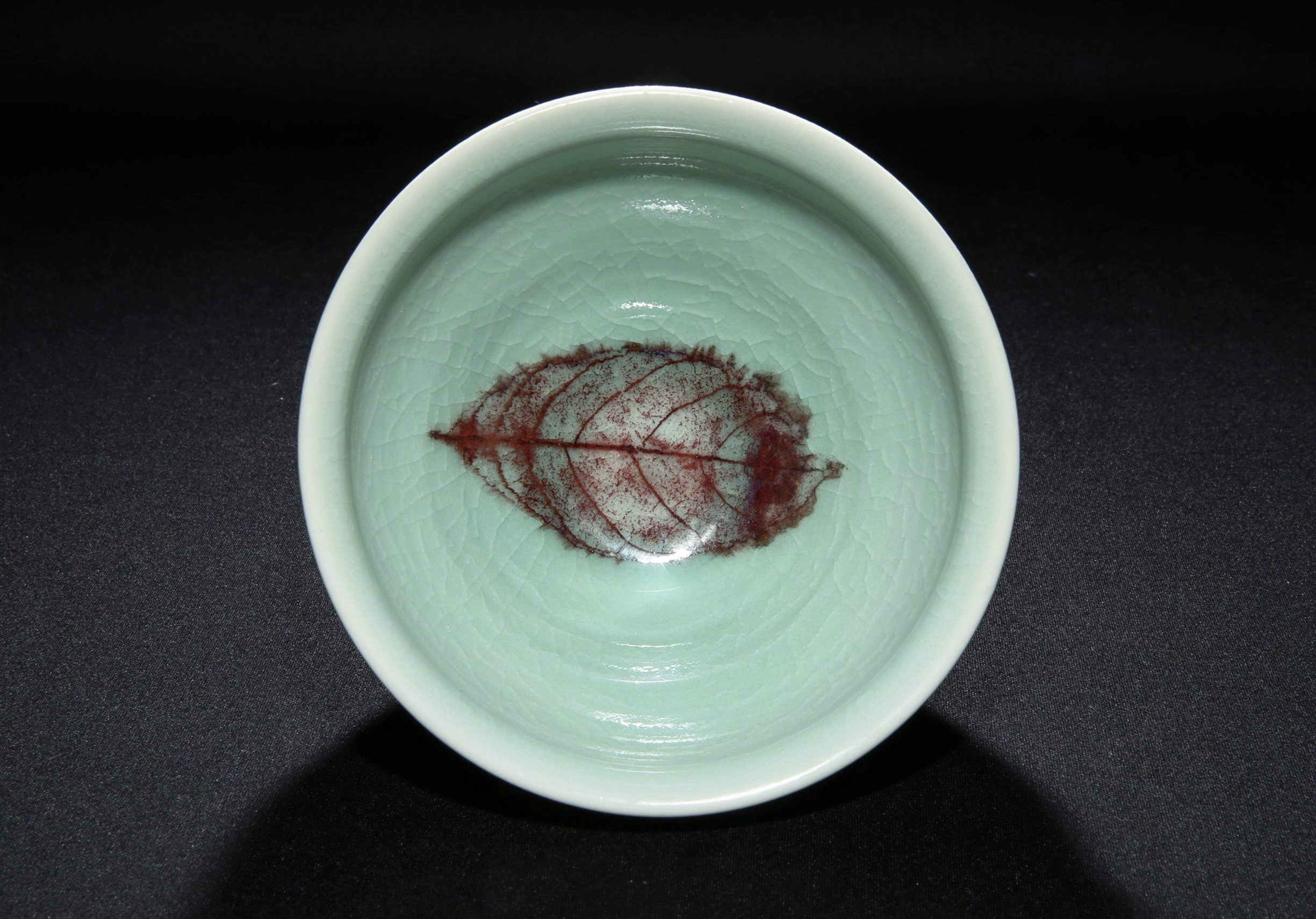 青瓷銅紅 - 木葉茶碗 (波羅蜜葉)
