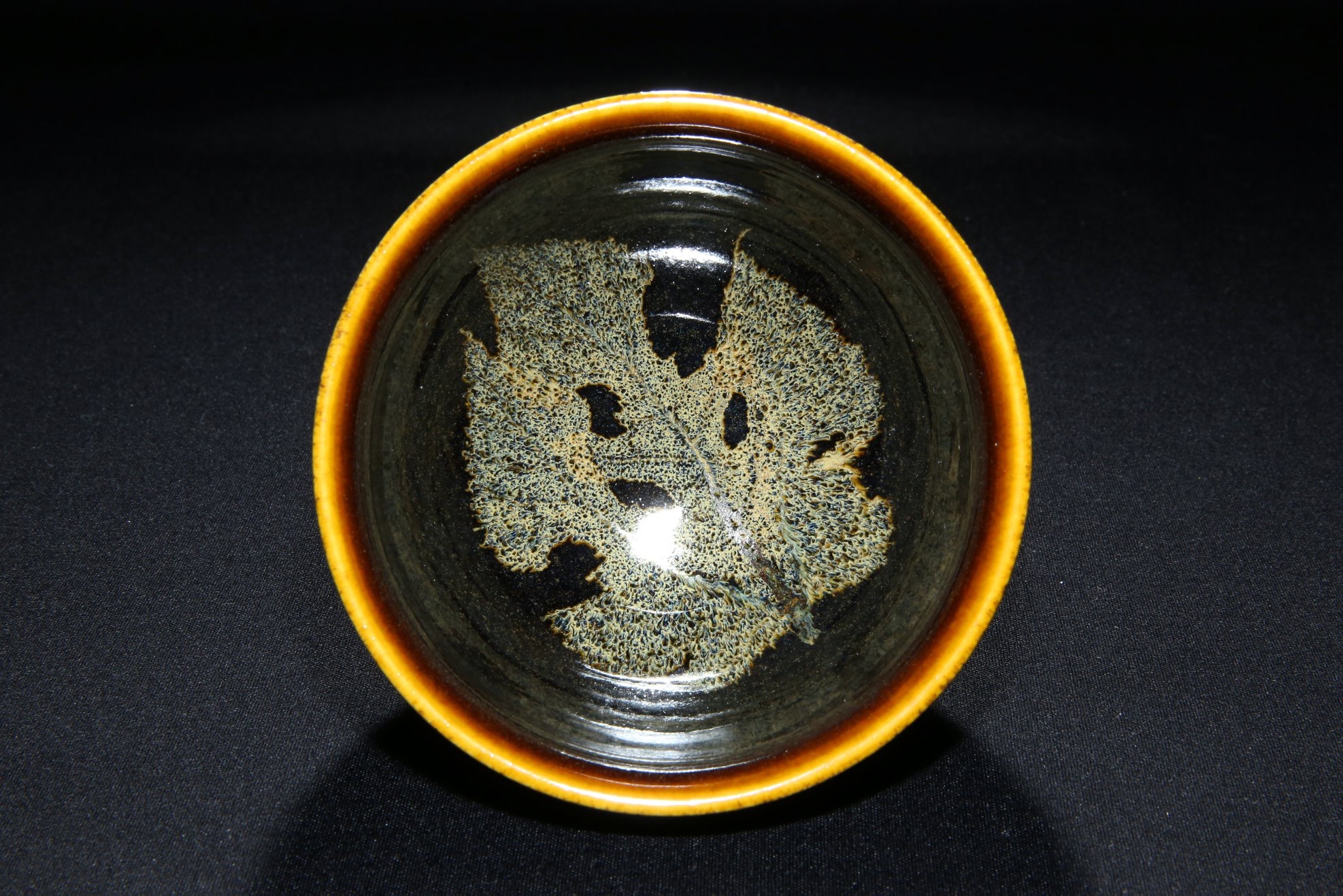 木葉天目茶碗 (構樹葉) 