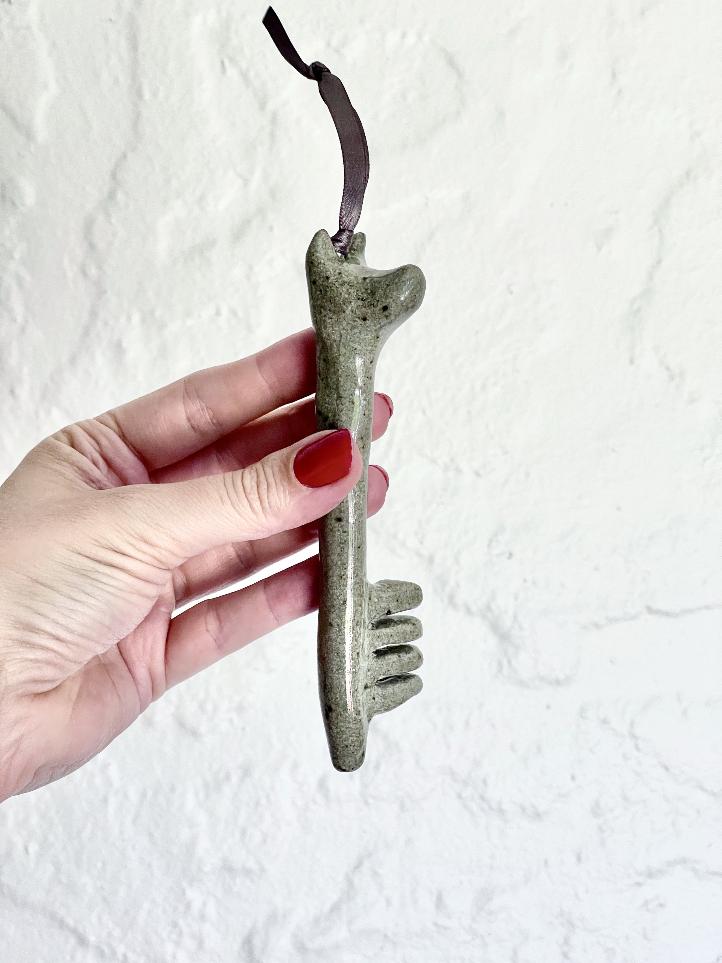 Hekate Key, Gray