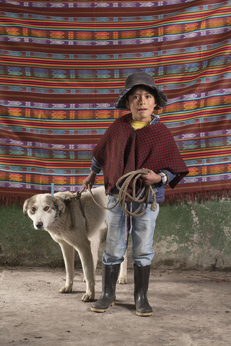 PORTRAITS OF PET OWNERS IN RURAL ECUADOR (2022)
