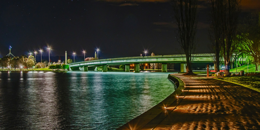 canberra-night-900x450.png