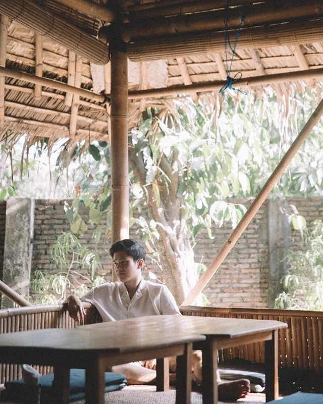 Sam Santai kuyyyyyyyyyy
.
.
. 
#travel #igtravel #indonesia #yjogjakarta #folkindonesia #dancer #keratonjogja #traveljogja #beautifuldestinations  #digitalnomads  #passionpassport #postthepeople #travelgram #tourism #instago #passportready #wanderlus