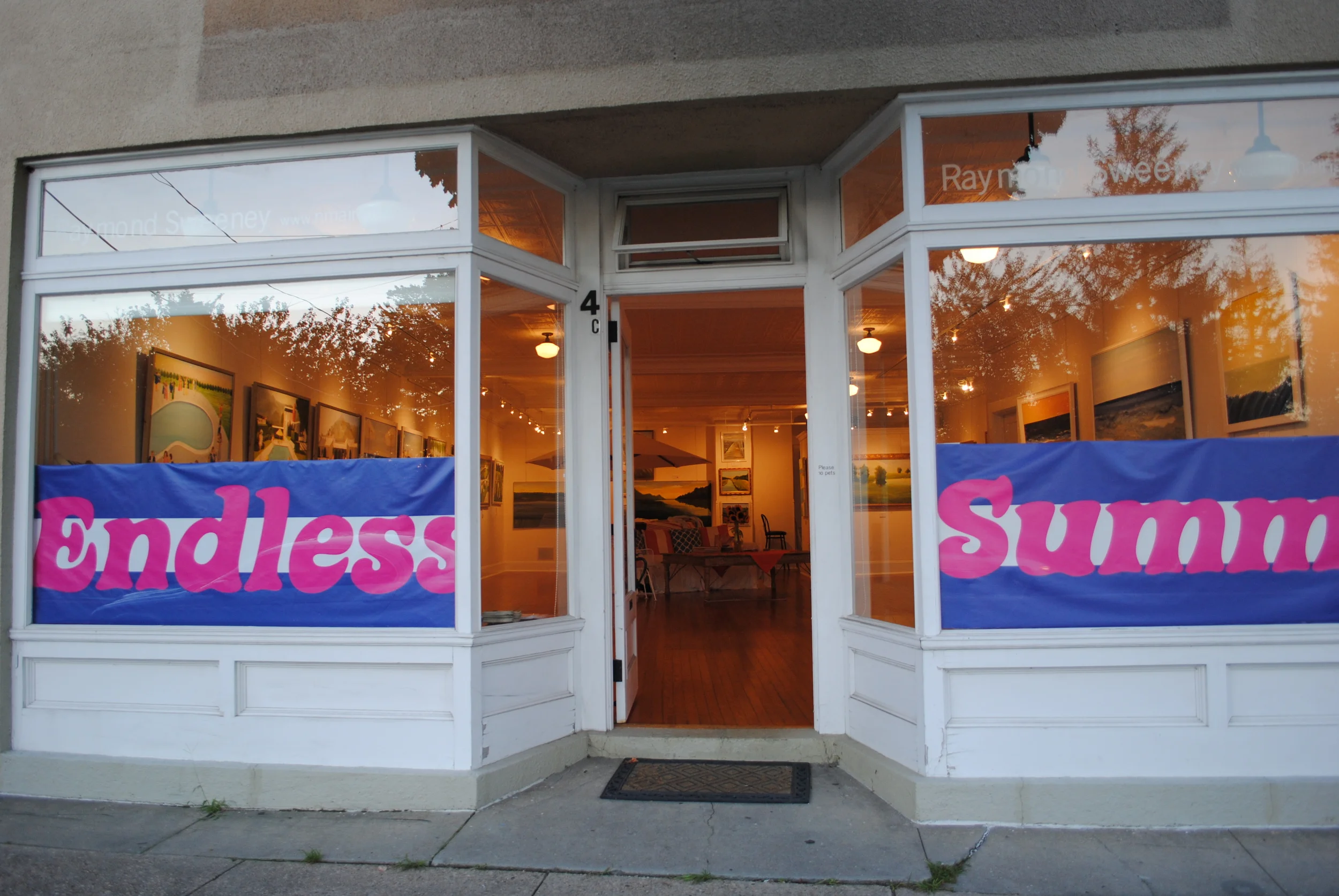 4 North Main   Southampton   2013   - Endless Summer