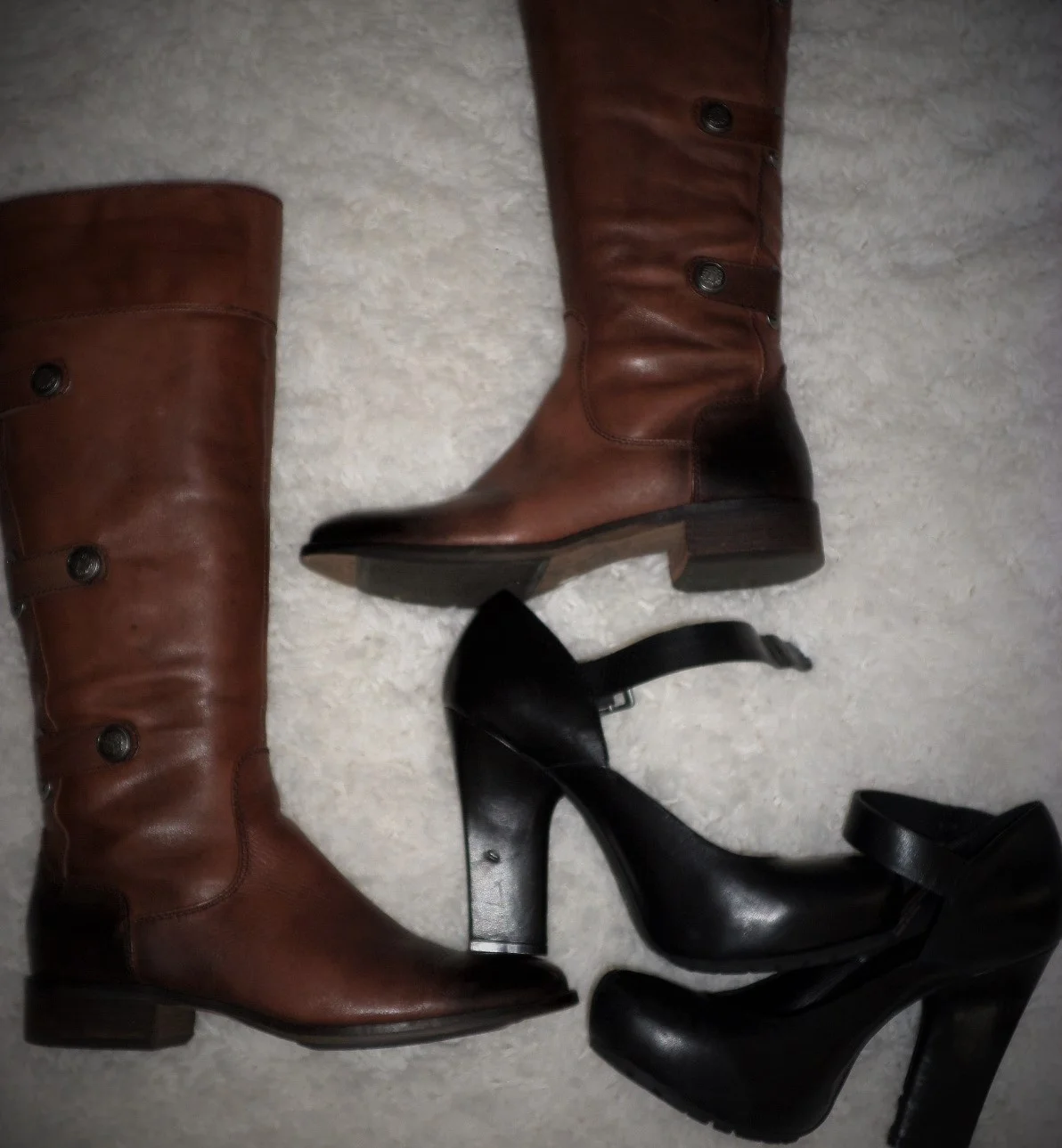 Choice of footwear ... tights with either my favorite maryjanes or the option of this versatile brown boot that has touch of black at the toe