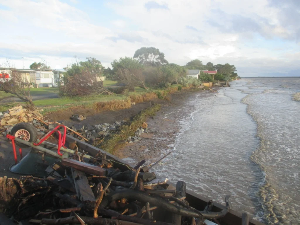 lang lang shore erosion.jpg
