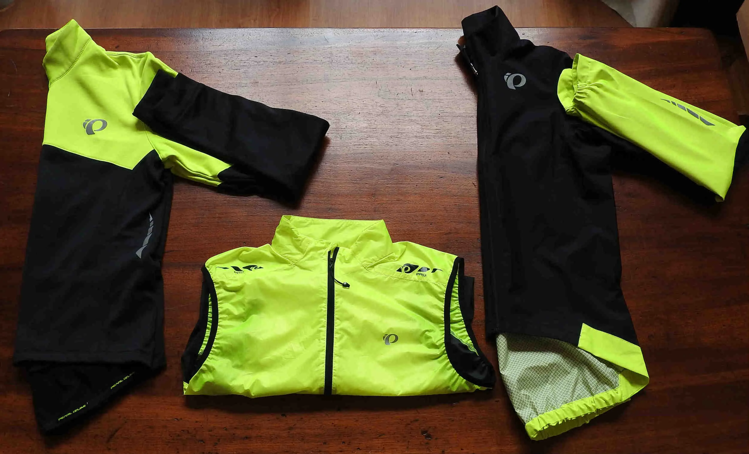 Left to right we have the Elite Thermal LS jersey, Barrier Lite Vest, and the elite WxB Jacket