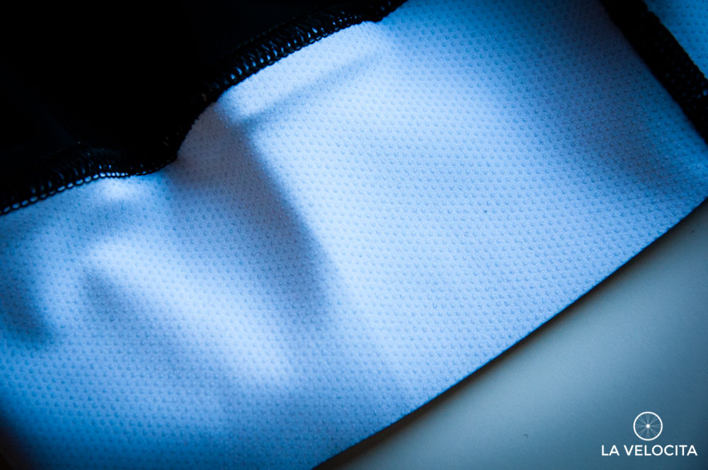 The inside of the leg gripper including silicone microdots.