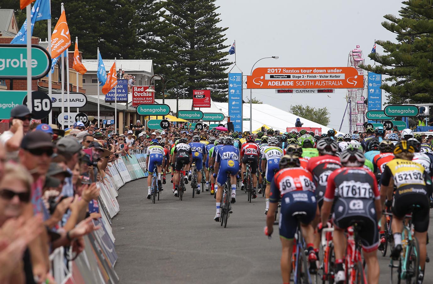 Hansgrohe Stage 3 of the Santos Tour Down Under finishes in Victor Harbor
