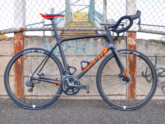 2017 Giant TCR Advanced Pro Disc review - LA VELOCITA. 2017 Giant TCR Advanced Pro Disc review - LA VELOCITA.