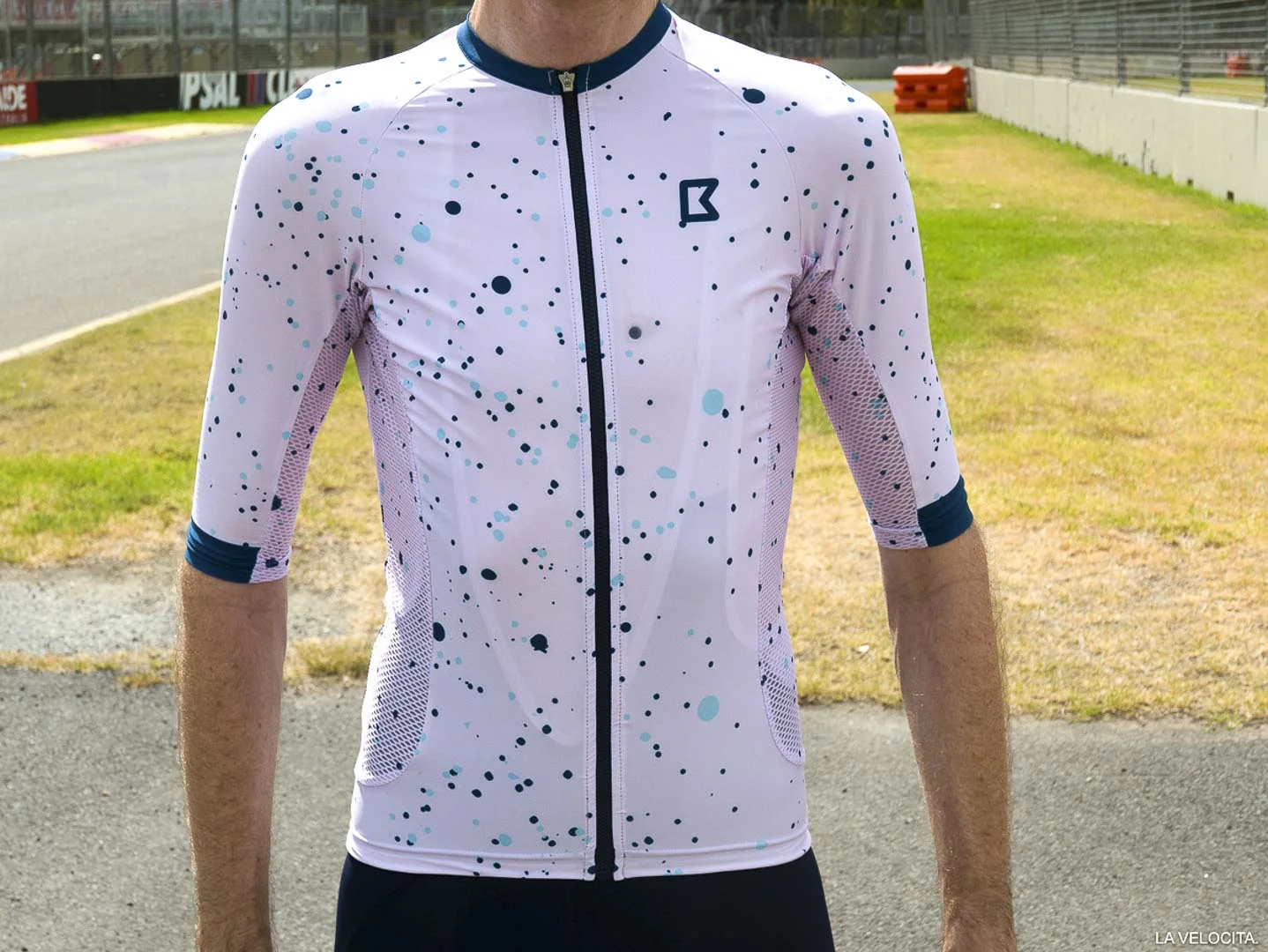 There's bundle of light mesh and thin fabrics on offer here.