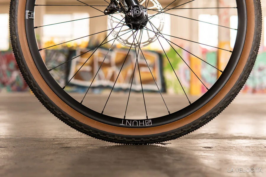 Hunt adventurer carbon disc v2.jpg